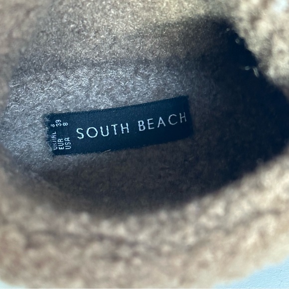 Fall winter snow boots Size 8 - Picture 3 of 9